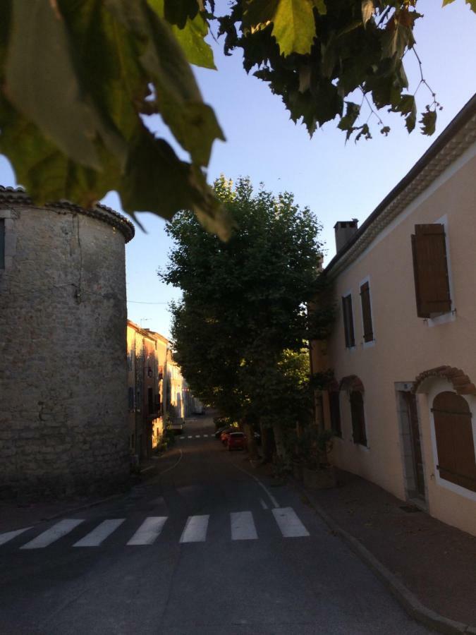 La Maison De Gabriel Villeneuve-de-Berg Esterno foto
